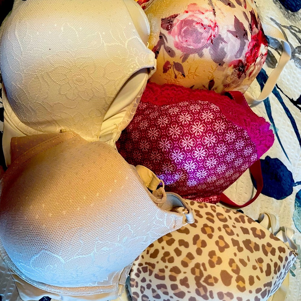 5 Like New Bras